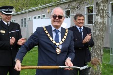Mayor cuts turf.jpg