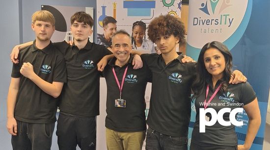 Swindon teenagers develop chatbot to steer young people away from knife crime